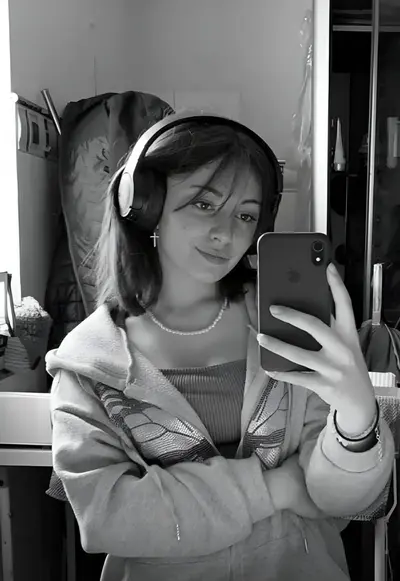 French thot. Vous êtes les bienvenus cover image