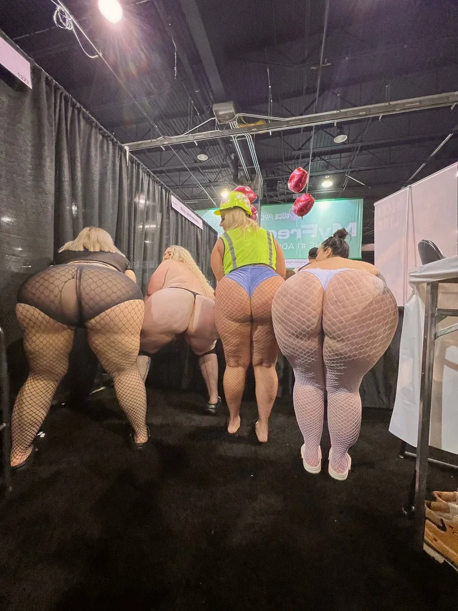Abigael Tindel, una Mujer de Talla Grande Muy Sexy. image 4