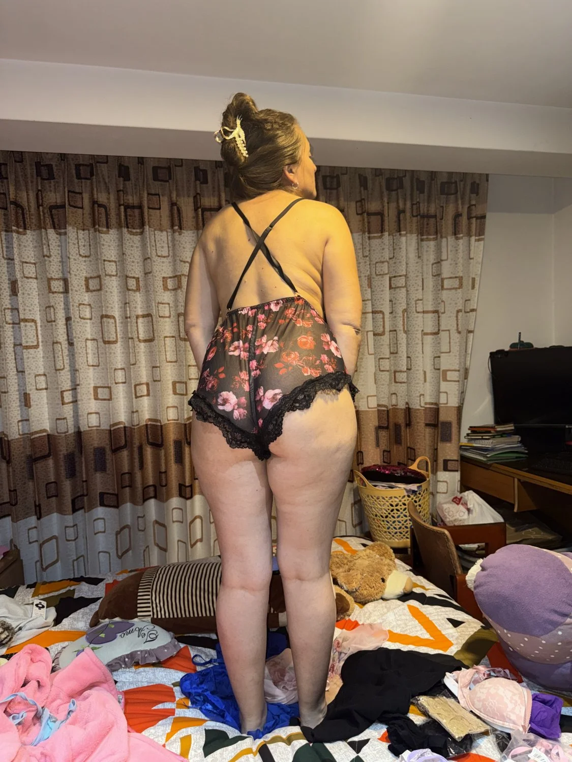La sexy piernuda de Mafer image 3