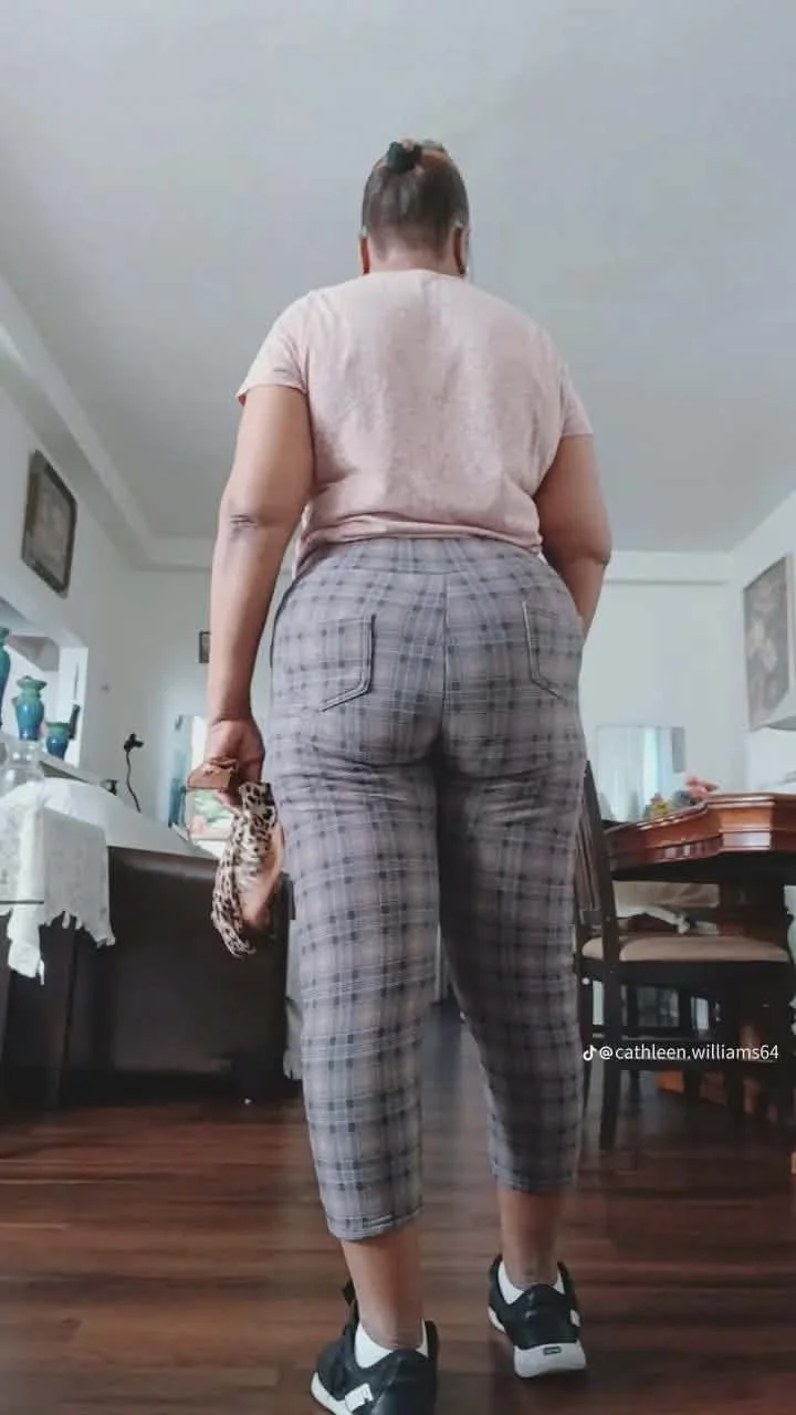 Had to dickflash this whopper size ass stranger granny... image 3