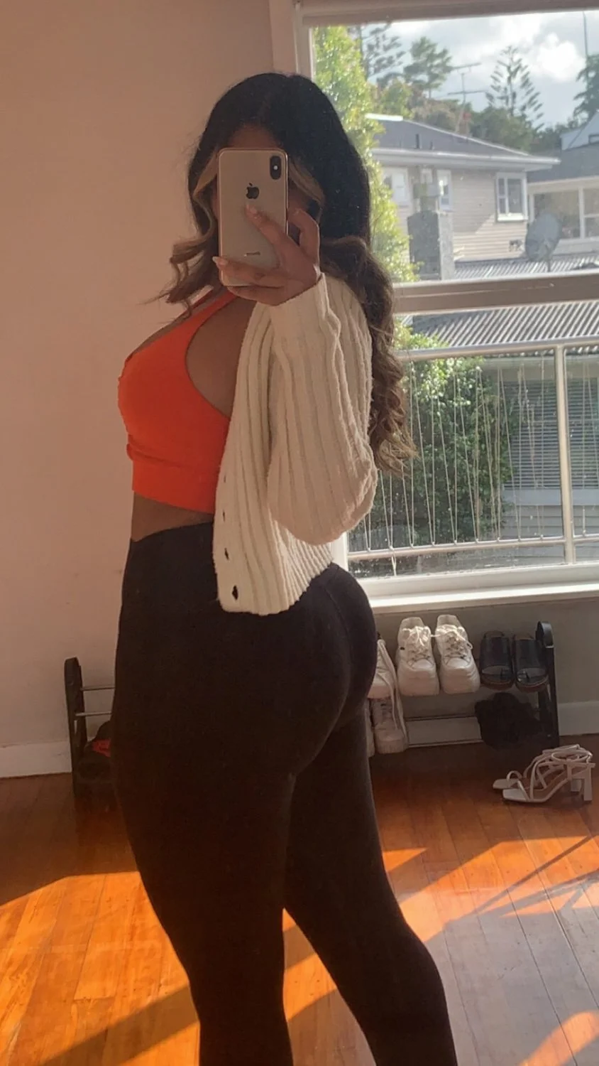 Sexy Desi Indian Girl NRI Priyanka image 16
