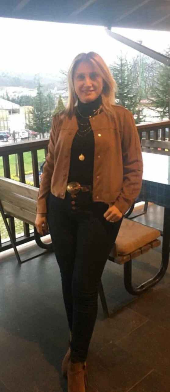 Disney Milf lost image 5