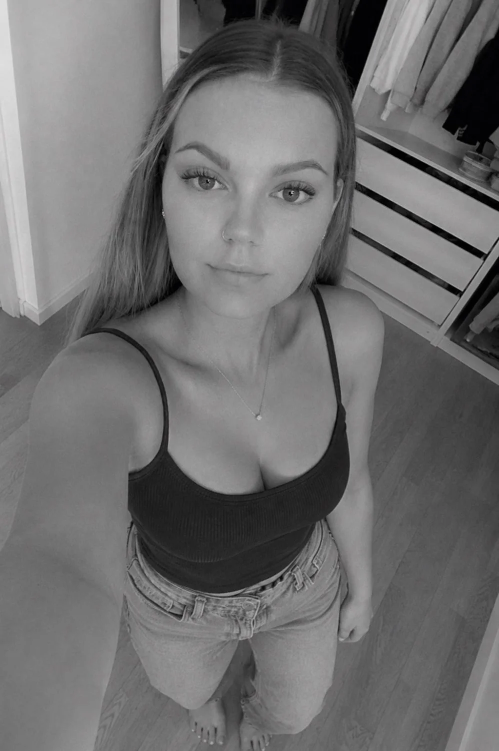 Mandy 20, BBC german slut image 12