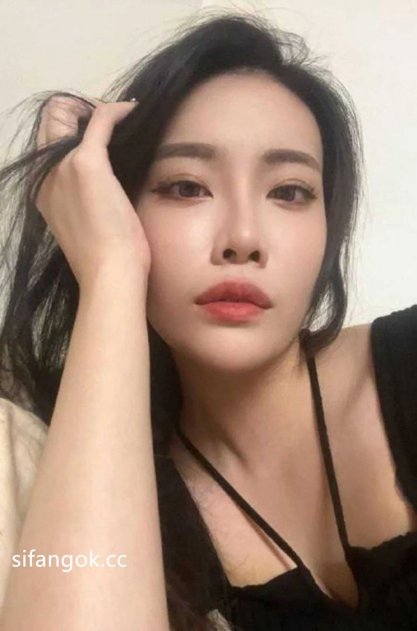 Chinese amateur girl 30 image 13