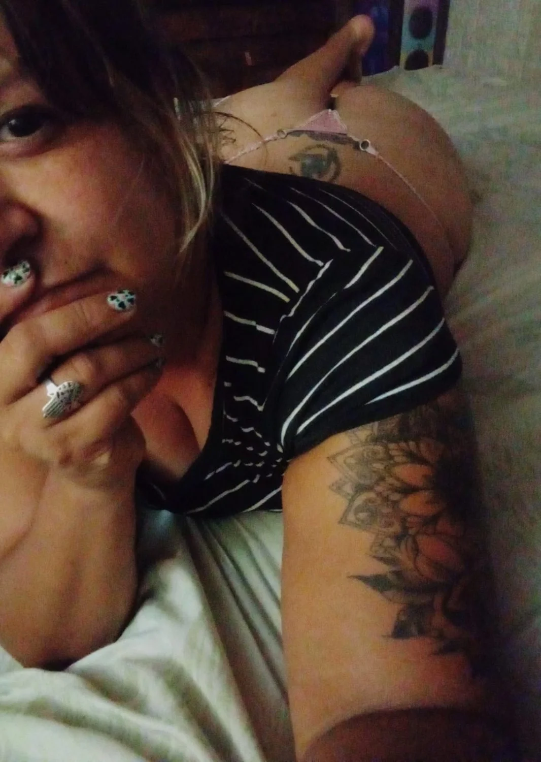 Rica putita milf argentinas rico orto en tanga muy putita image 6