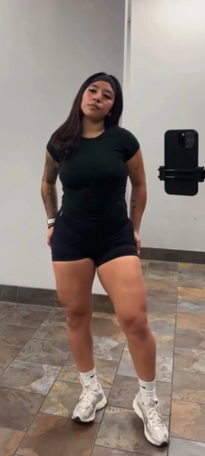 Gym girl leeean.1 i love her ass image 11