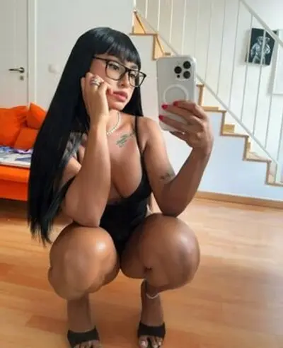 karen dayana cover image