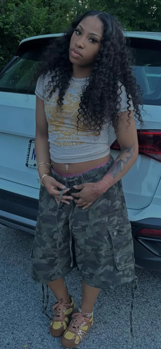 Nutty darkskin with lips made for sucking dick look how thick her lips are🤤💦 image 3