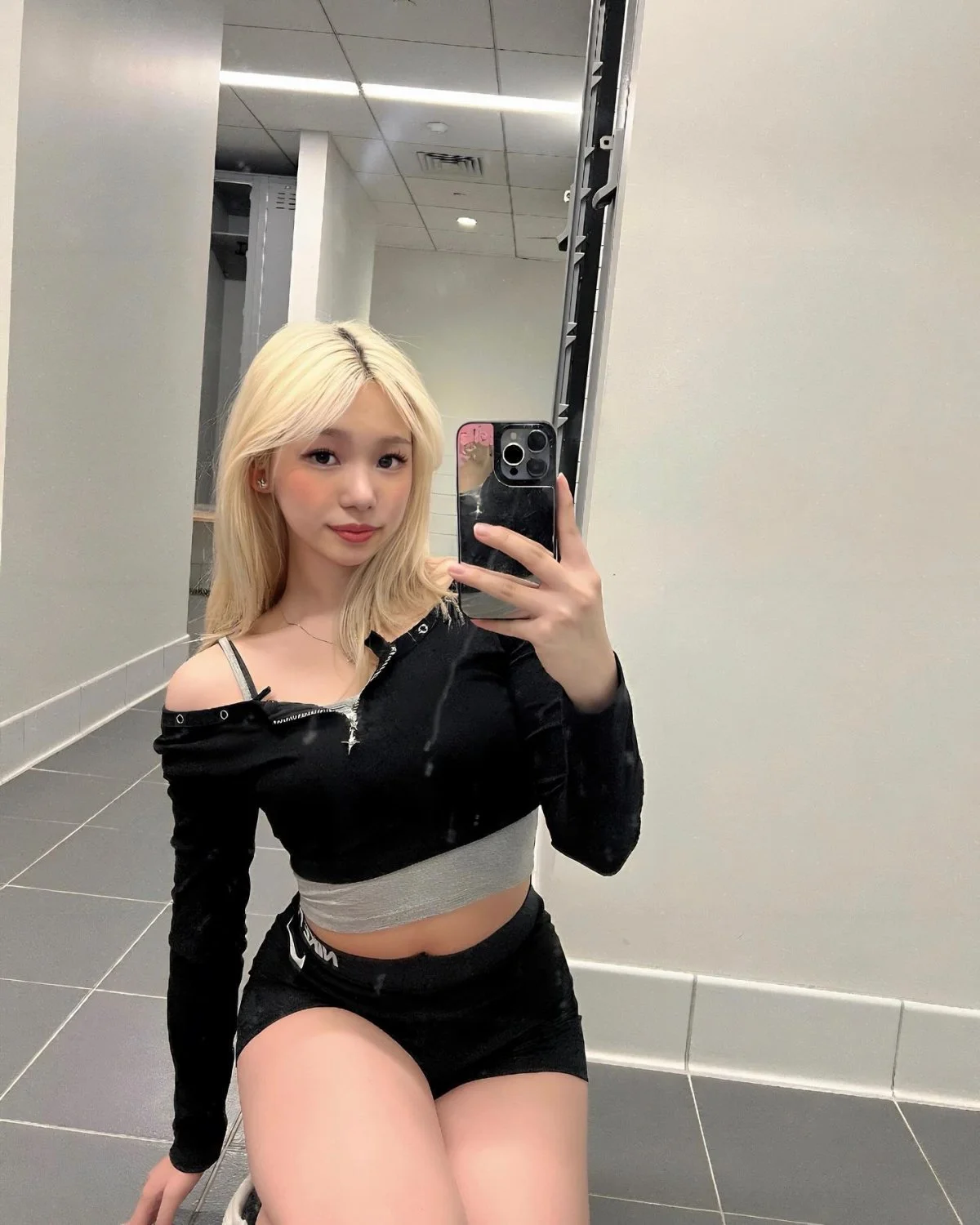 @anxstasiaa.t 1 image 4