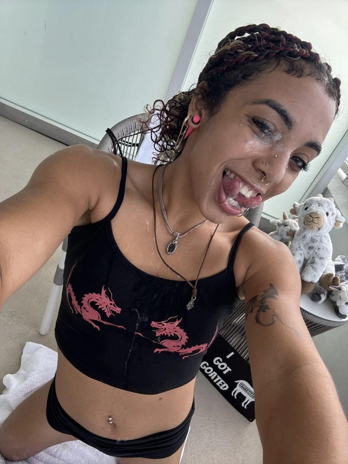 Zerella Skies cum covered image 21