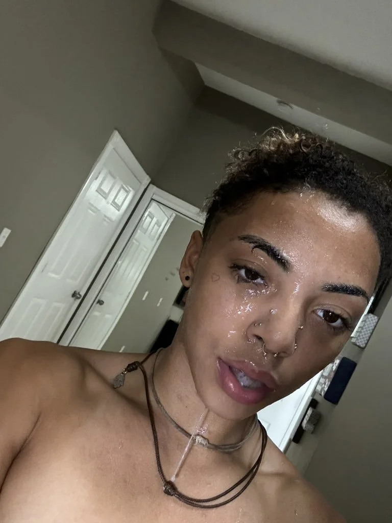 Zerella Skies cum covered image 3