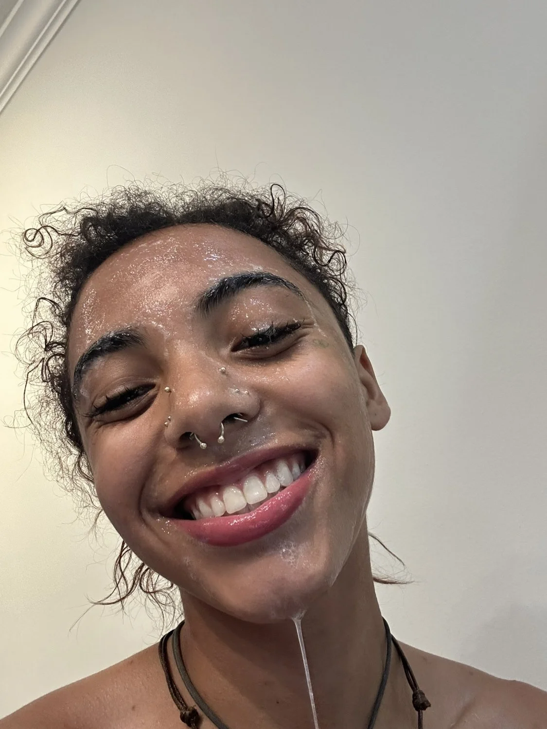 Zerella Skies cum covered image 5