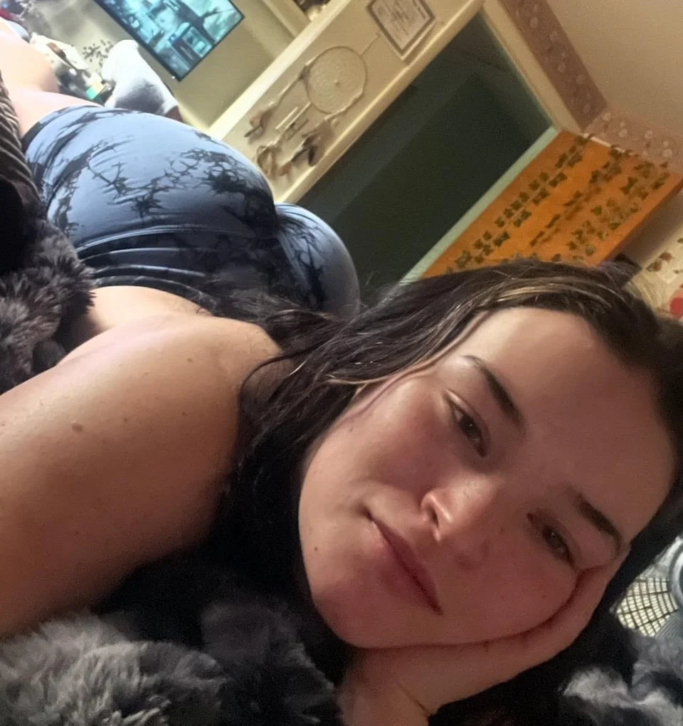 Stunning amateur gym girl part 1 image 16