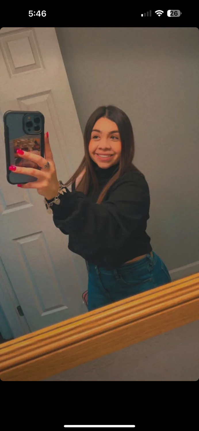 Slutty 19 year old mom loves to suck dick image 5