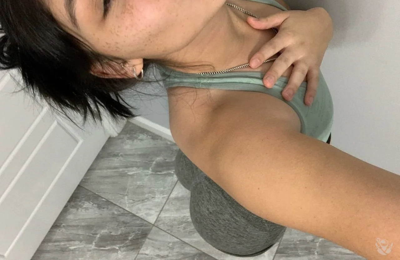 softball slut bella image 4