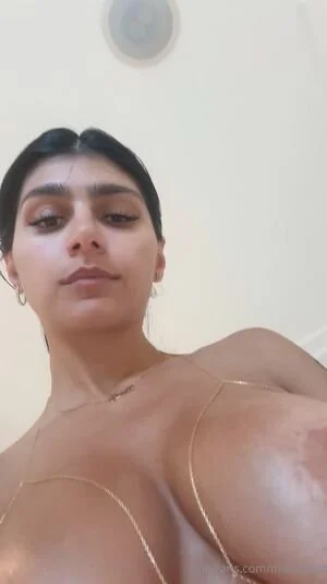 mia khalifa image 25