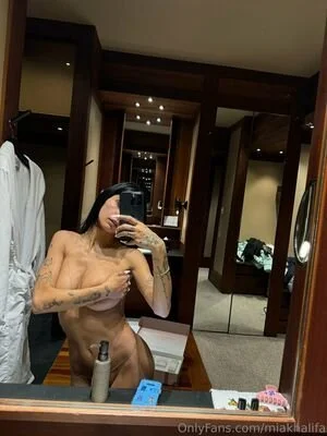 mia khalifa image 48
