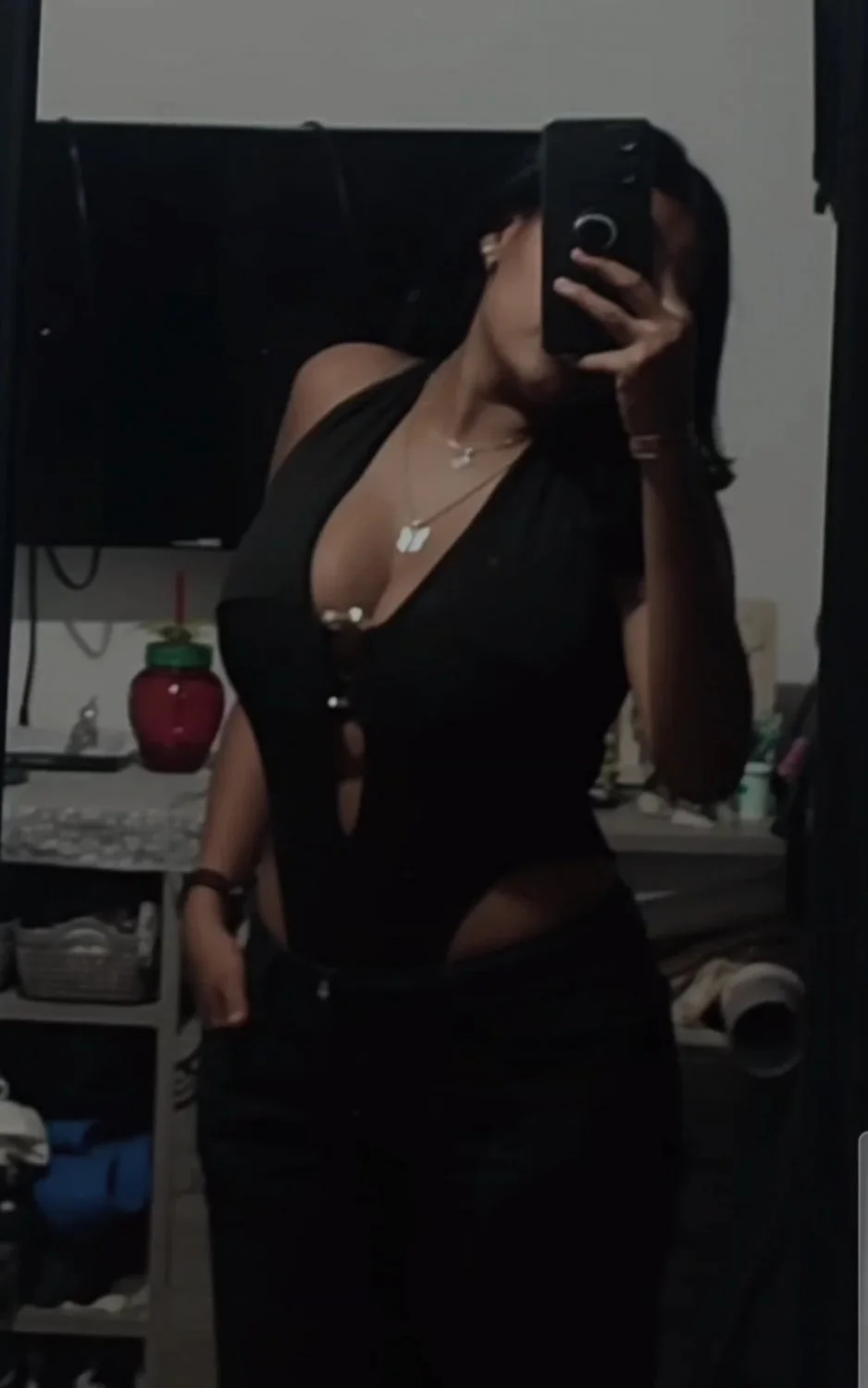 Morr4 tetona mamando verga image 9