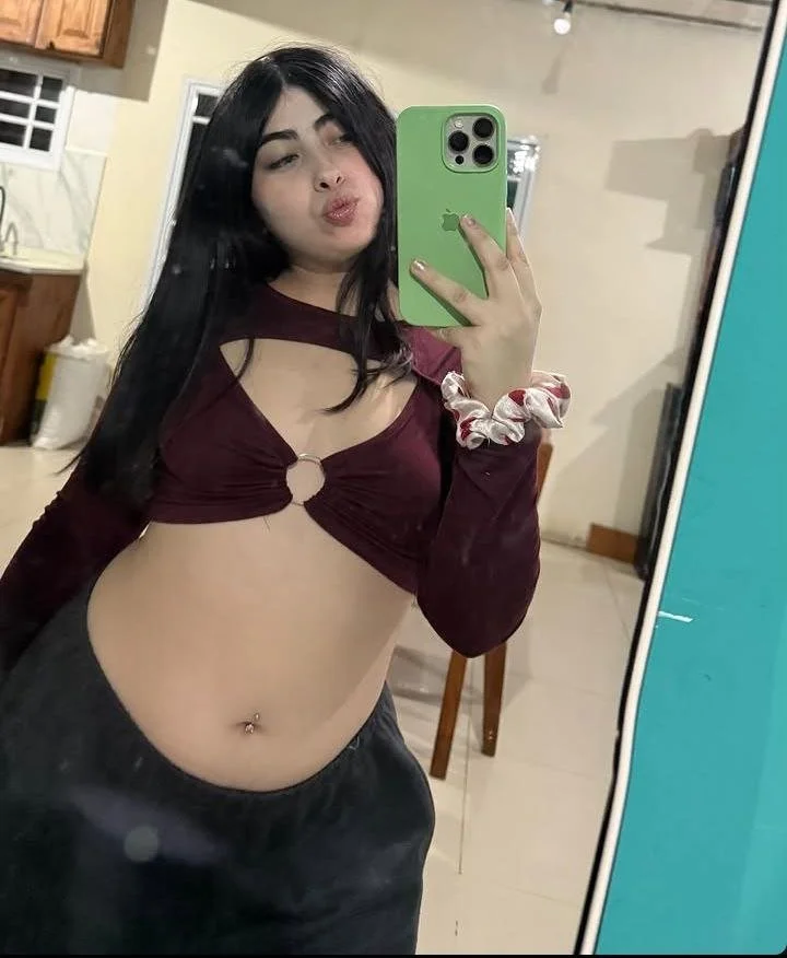 kyara and her massive 43 inch ass image 5