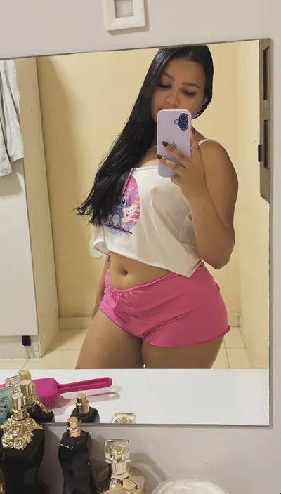 Gordinha gostosa com o namorado cover image