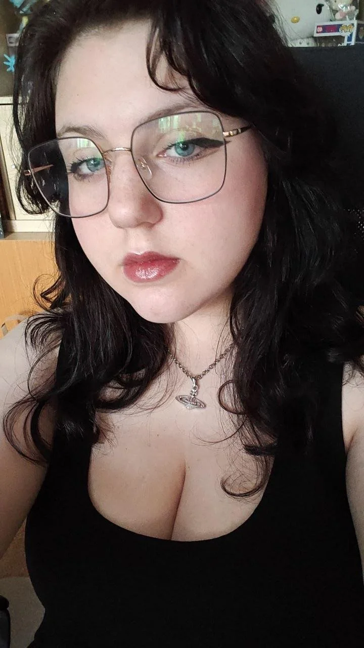 Come check out Veronika a chubby little whore who’s nothing good but for us to cum to image 6