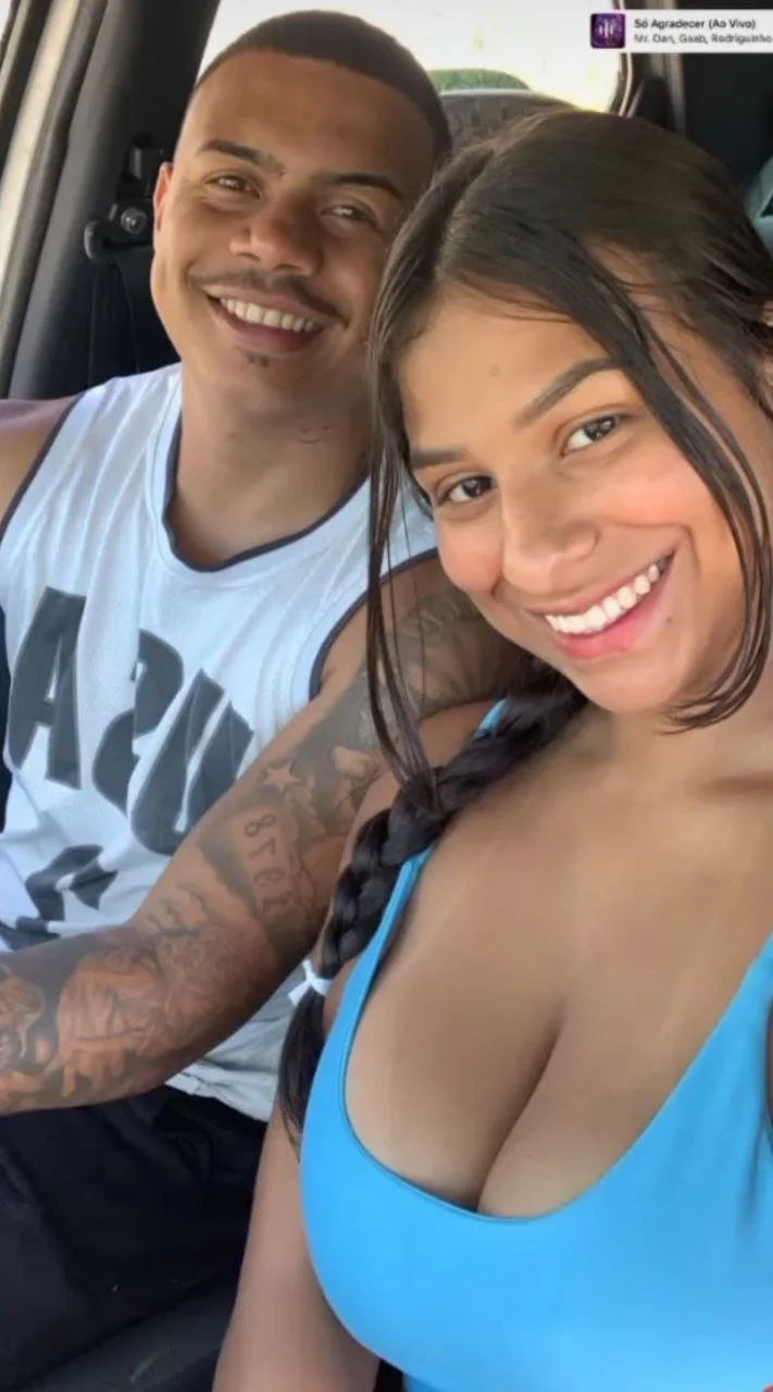 Morena gostosa dando muito pro namorado image 9