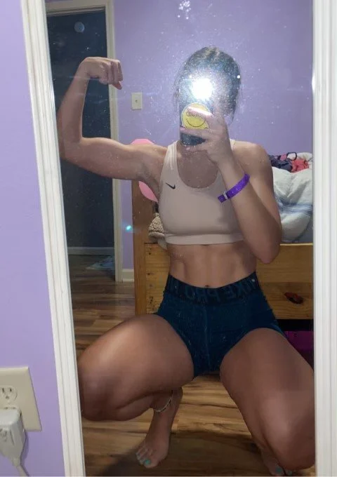 Sexy Ginger Athlete Leaked image 2