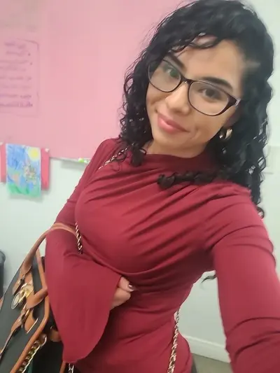 Latina kik slut 🔥🔥 cover image