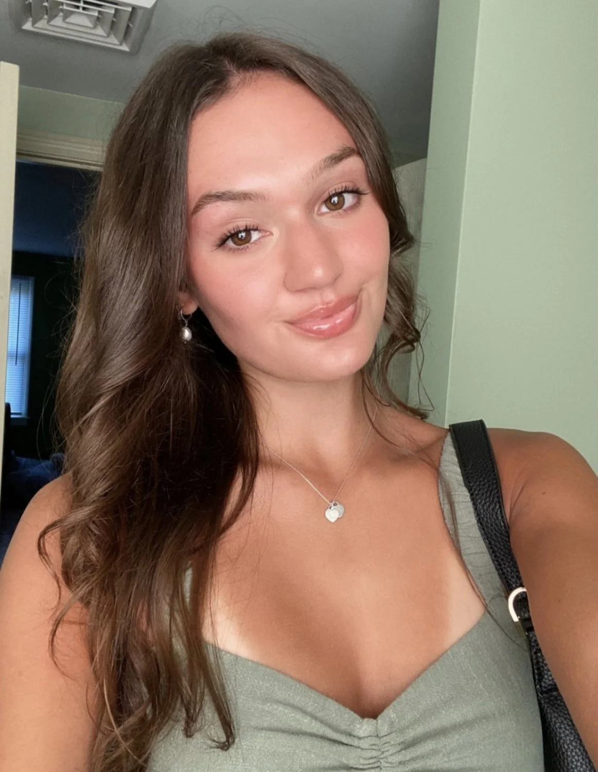 Thick and busty VSCO slut Emily image 41