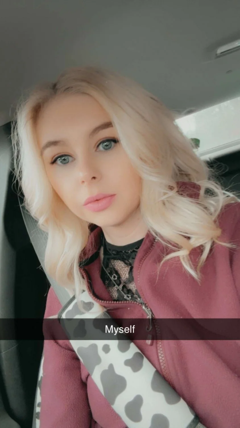Famous Chatpic Slut Krista want's to be a Webslut image 13