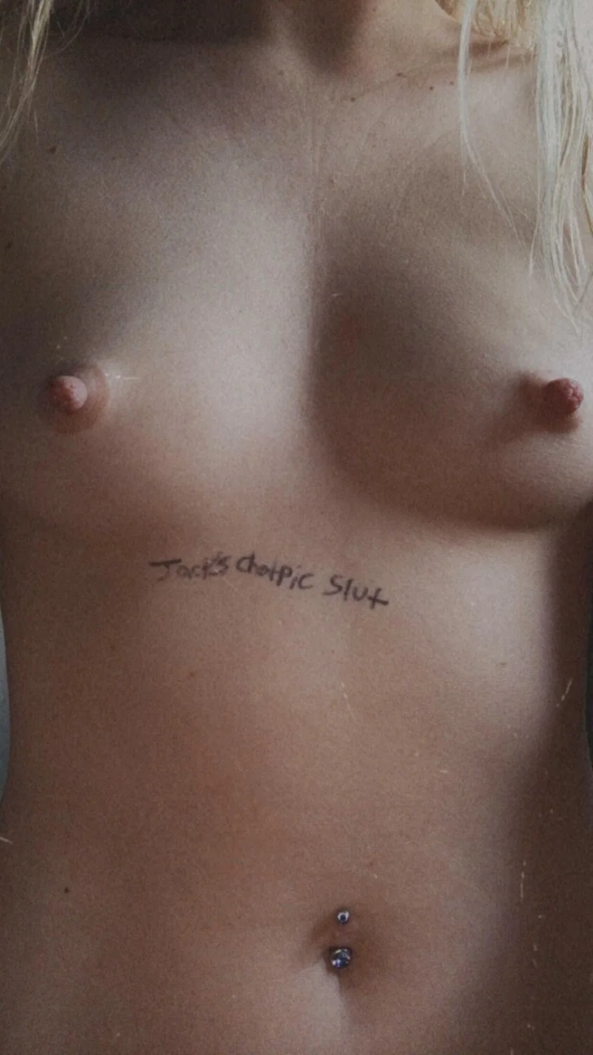 Famous Chatpic Slut Krista want's to be a Webslut image 15