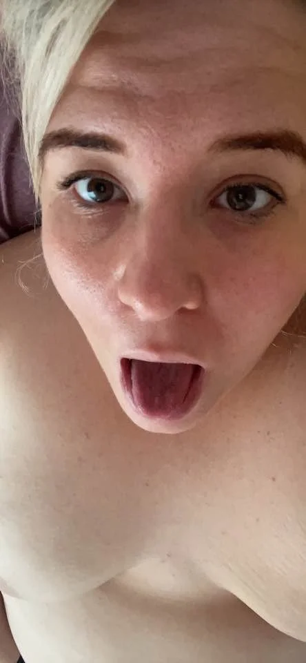 Wait for cum and dick BBW Bitch main image