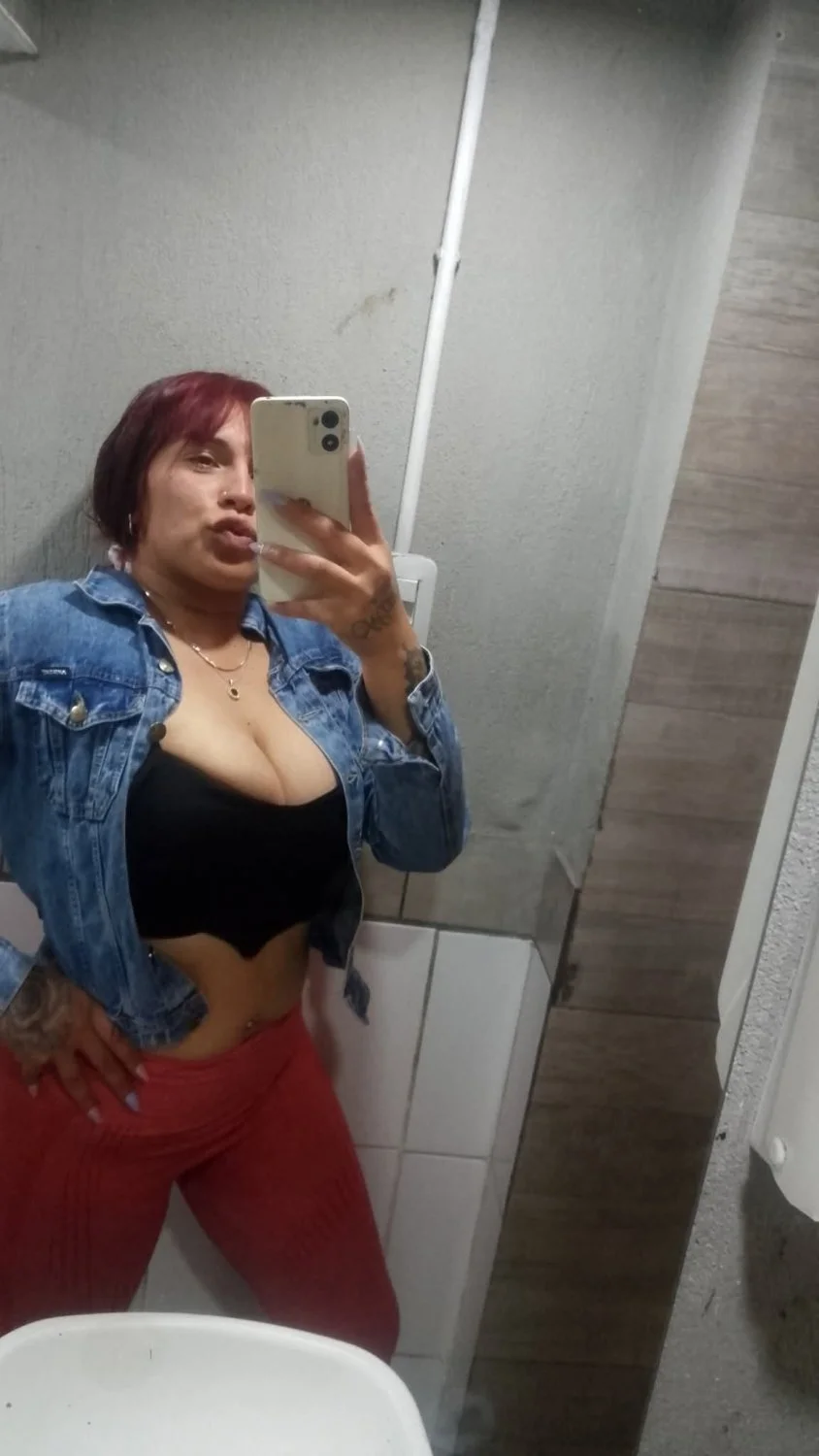 Turra milf de lafe calienta pijas(soft)boquita de chupa pija image 17