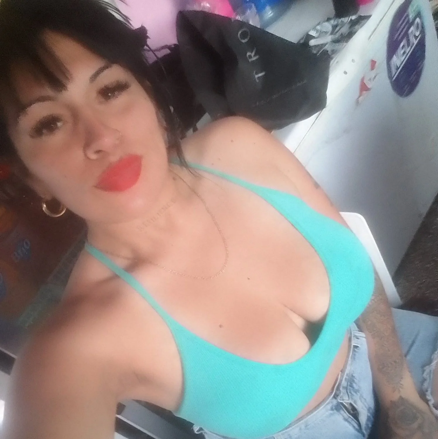 Turra milf de lafe calienta pijas(soft)boquita de chupa pija image 5