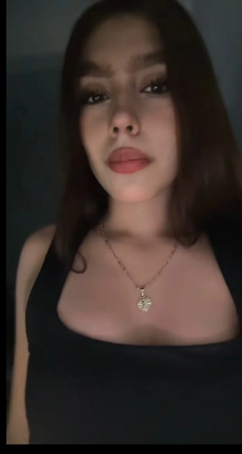 La puta nalgona de karla image 17