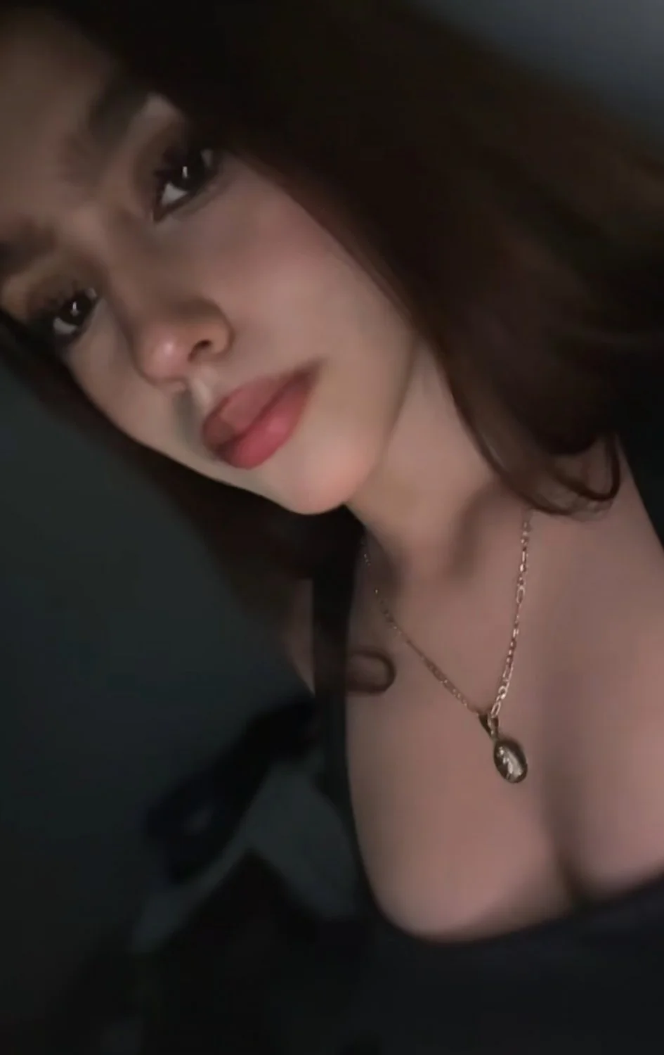 La puta nalgona de karla image 5