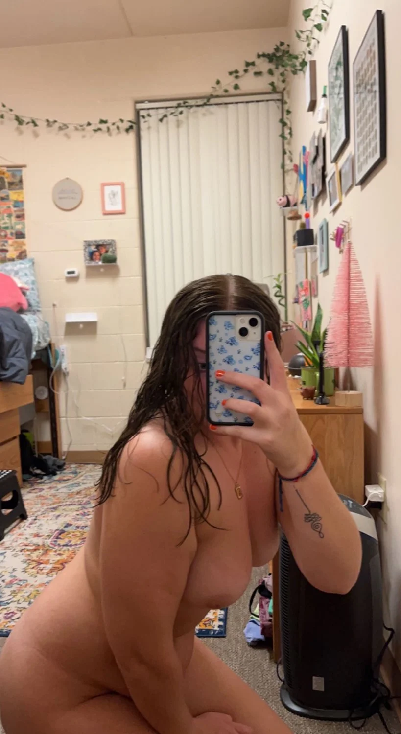 College Sorority Teen Ashlyn image 13
