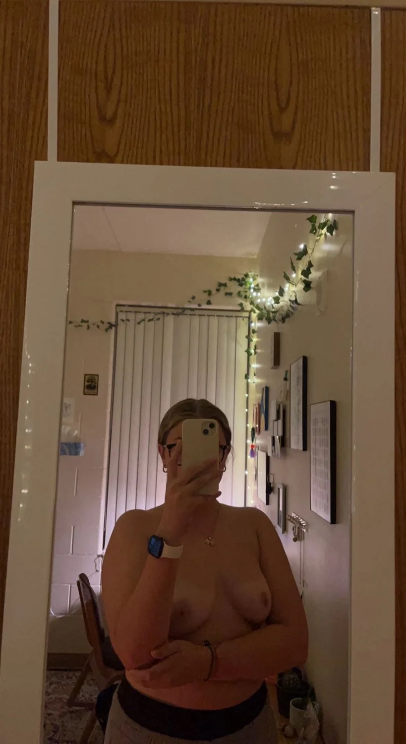 College Sorority Teen Ashlyn image 6