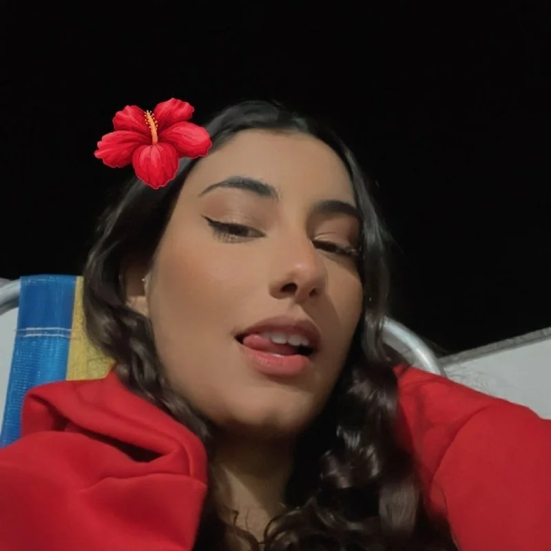Morena putinha gostosa caiu na net depois de mandar nudes! novinha safada foi vazada aqui no erome main image