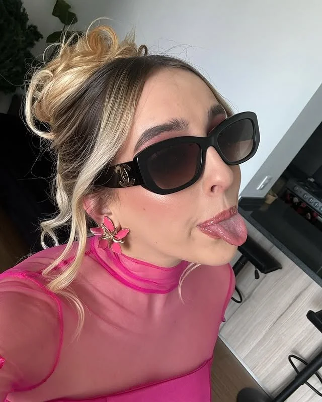 kim Migneault🌸 image 21