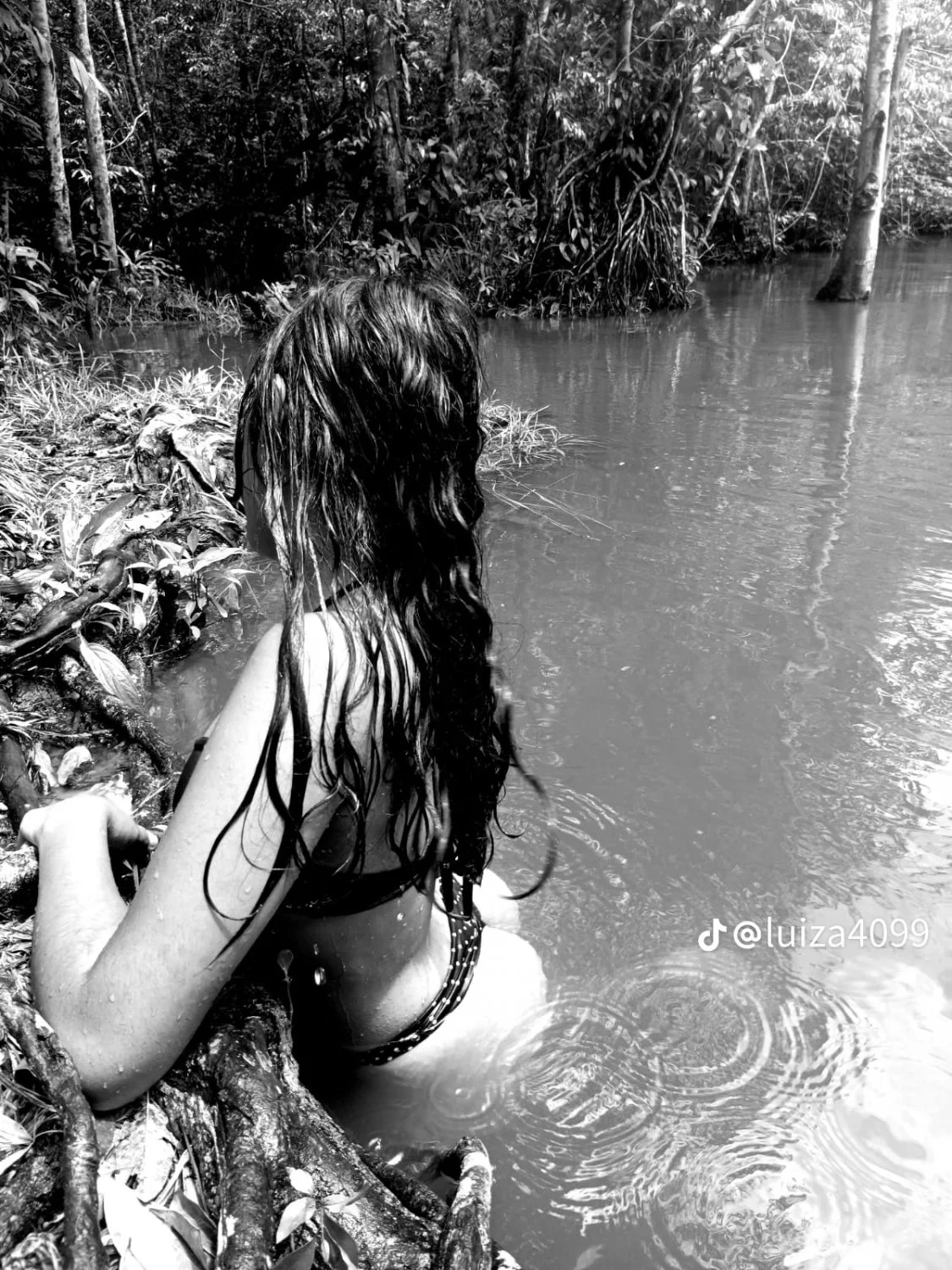 Girls tik image 3