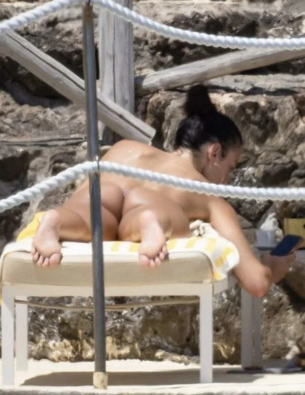 Dua Lipa main image