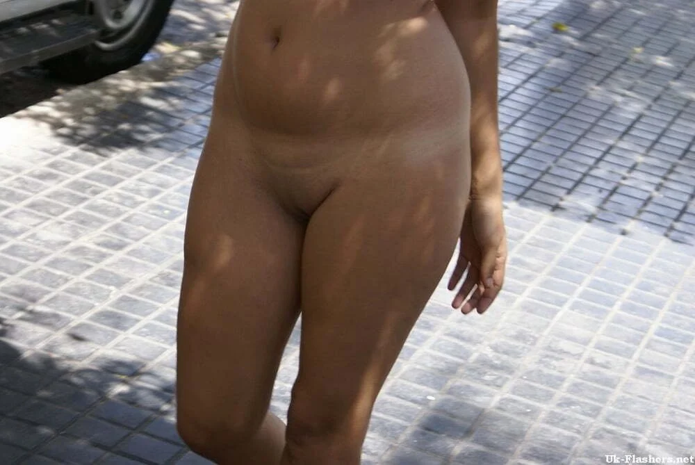 Lolabusty-alanamoss cordobeza Argentina reputa tetona se desnuda en viaje pública!! 🇦🇷 image 30