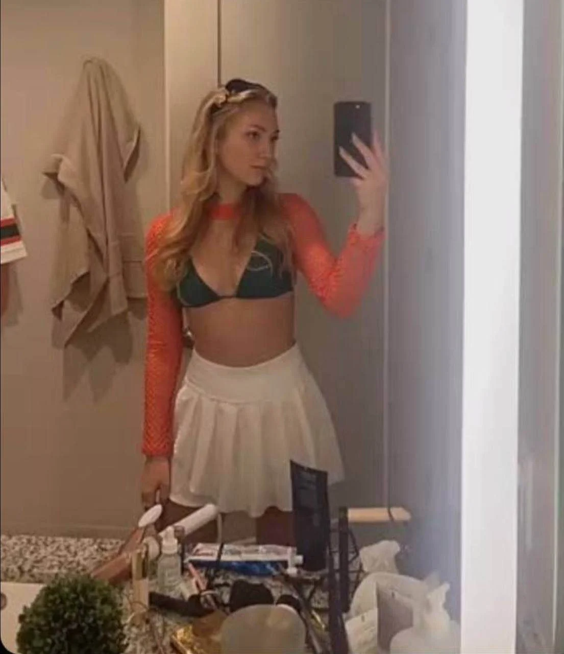 Alice K - Tight college slut (Rutgers) image 10
