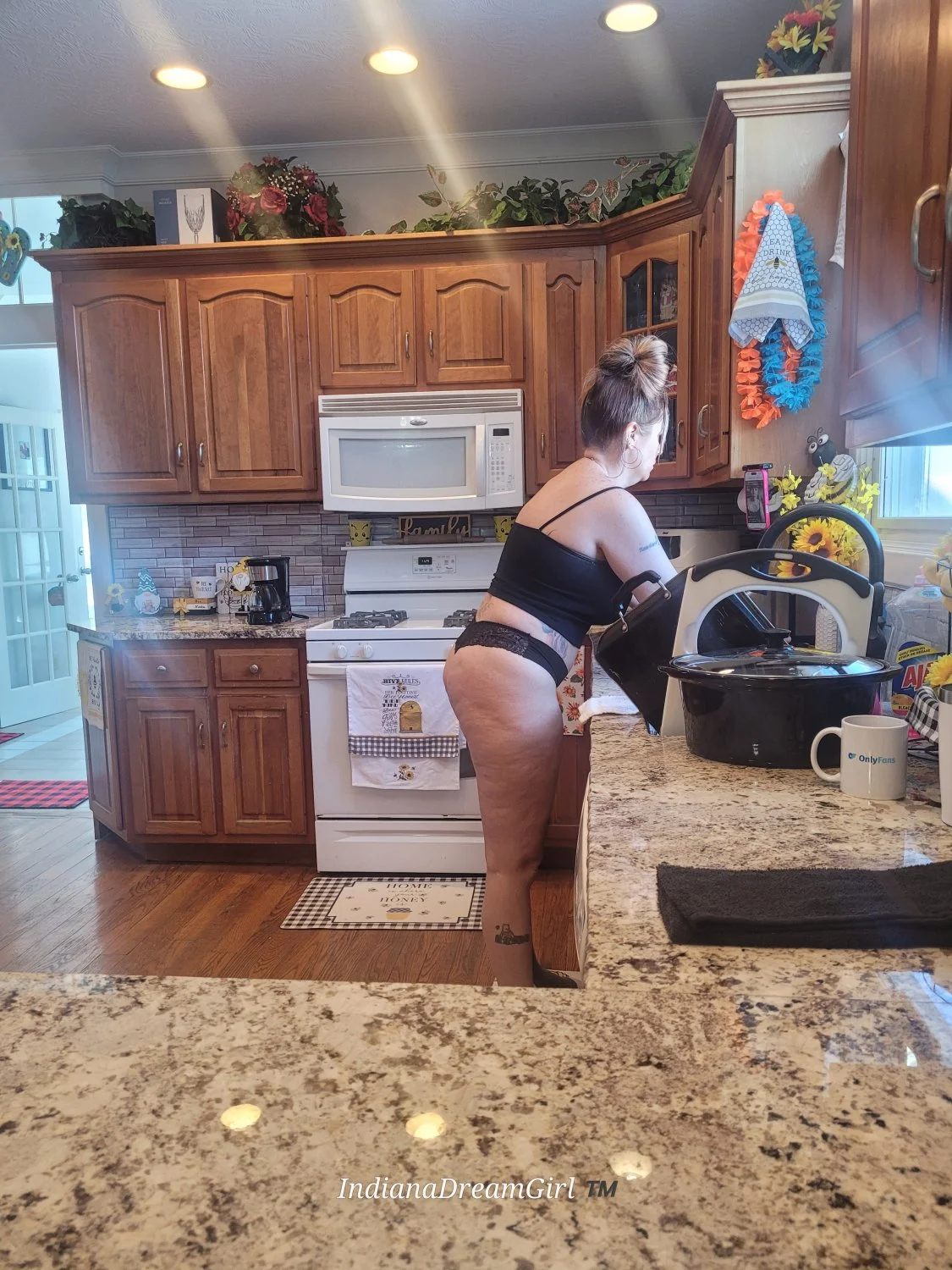 HotWife image 23