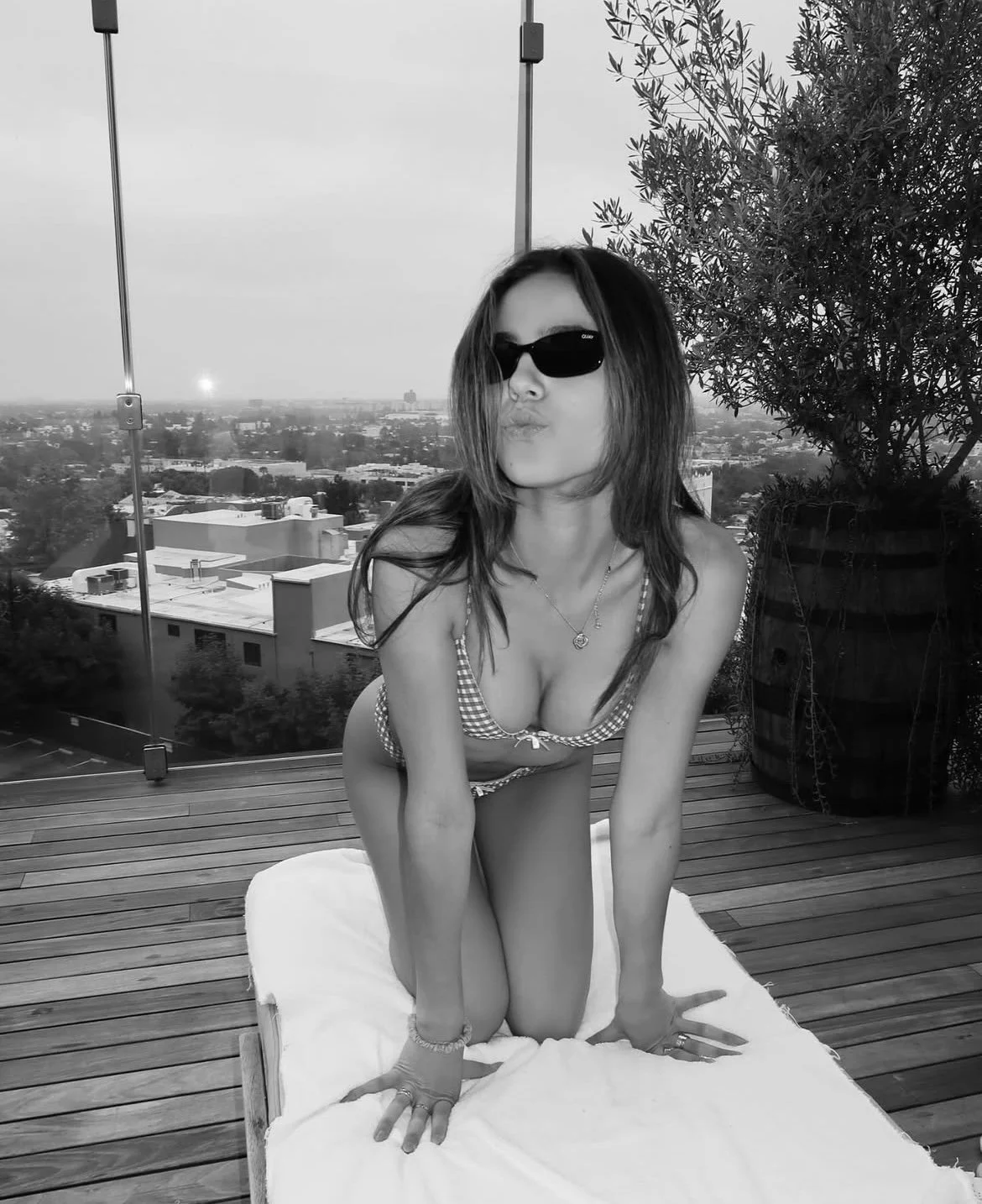 Sexy Ella image 9
