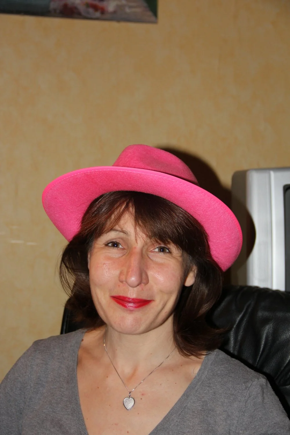 Belle salope valérie C, famille salope du net image 11