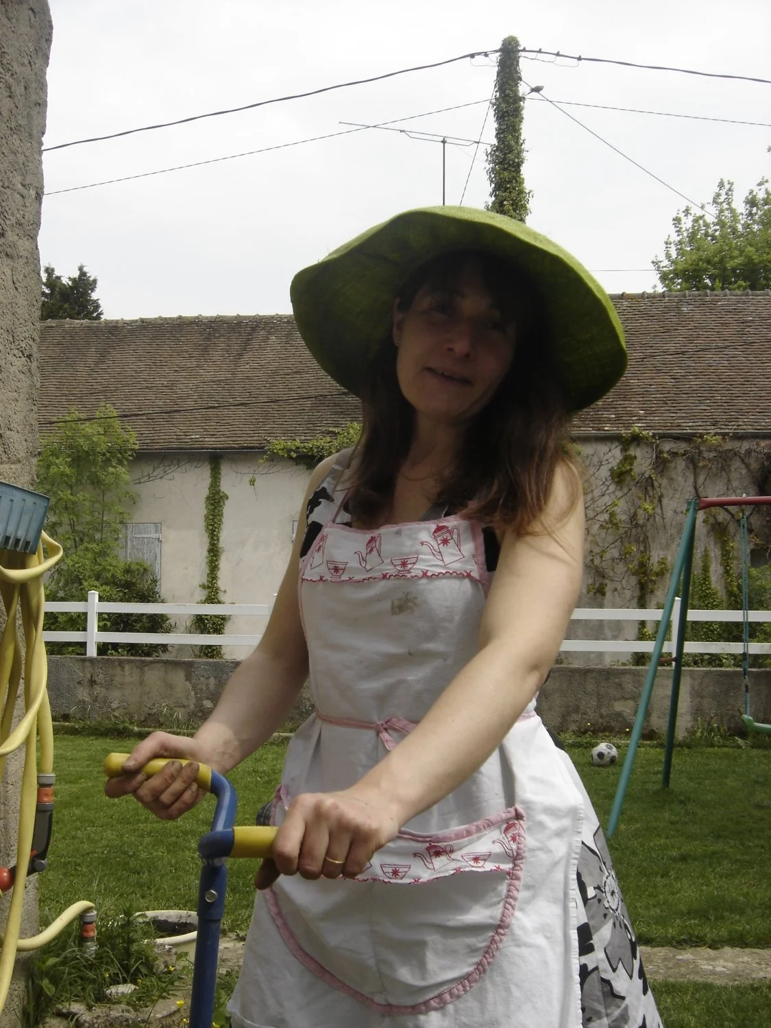Belle salope valérie C, famille salope du net image 6