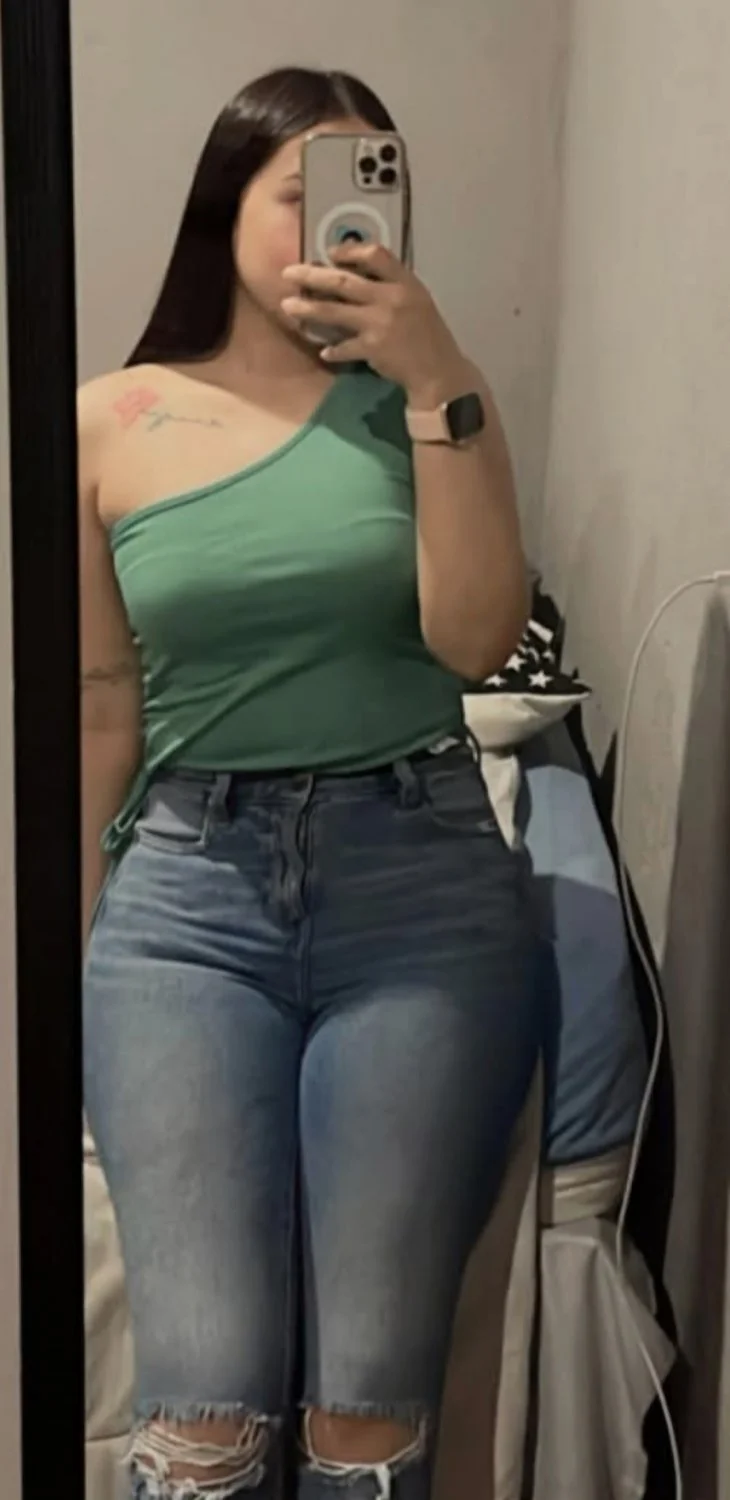 Girl sexy cara de puta y zorra y cuerpo perfecto image 10
