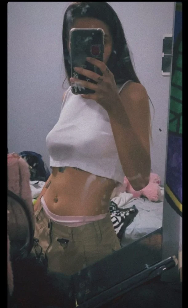 Maria Becerra [ZP] image 4